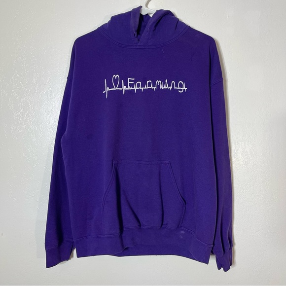 Gildan, Farming Lifeline Hoodie. Size Medium. Good used condition! - Picture 1 of 5